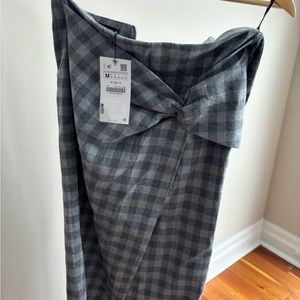 Zara plaid midi grey skirt